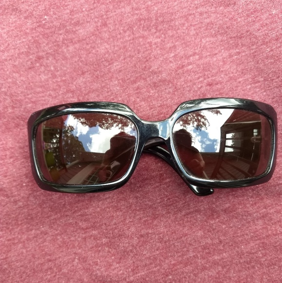 Gucci sunglasses - Picture 1 of 7
